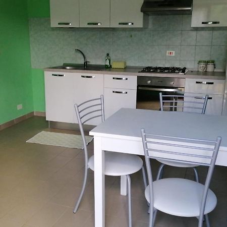 Casa Vacanze "Ellen" Bianchi Екстер'єр фото