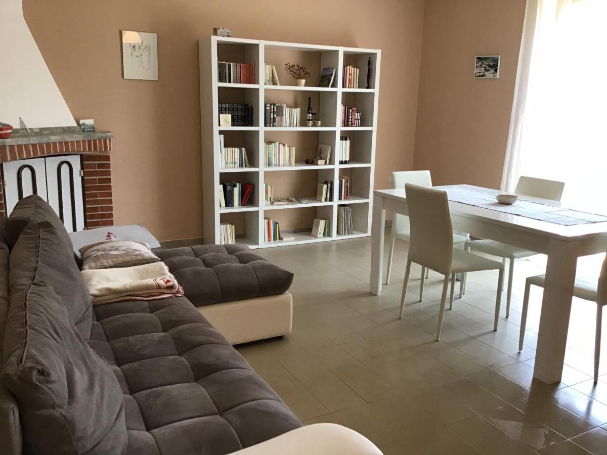 Casa Vacanze "Ellen" Bianchi Екстер'єр фото