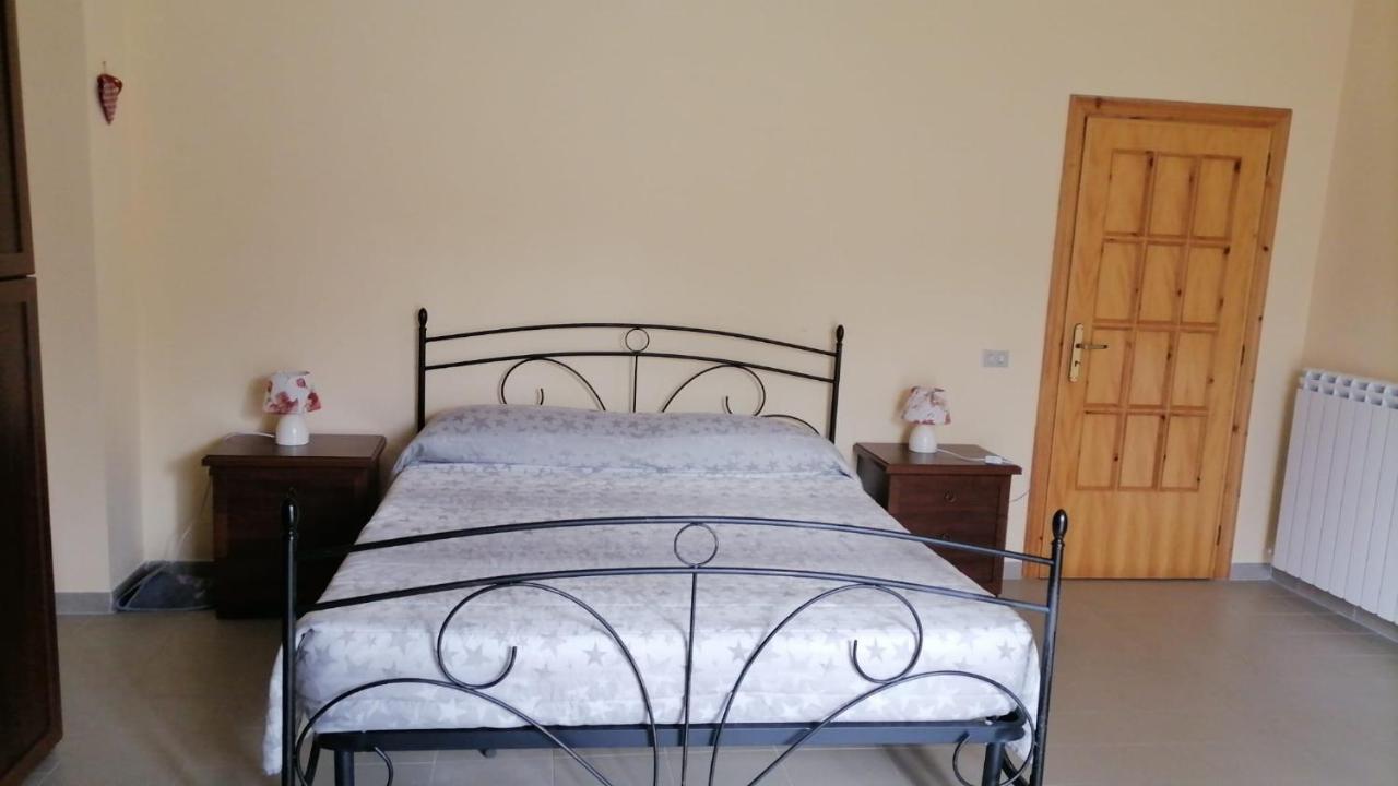 Casa Vacanze "Ellen" Bianchi Екстер'єр фото