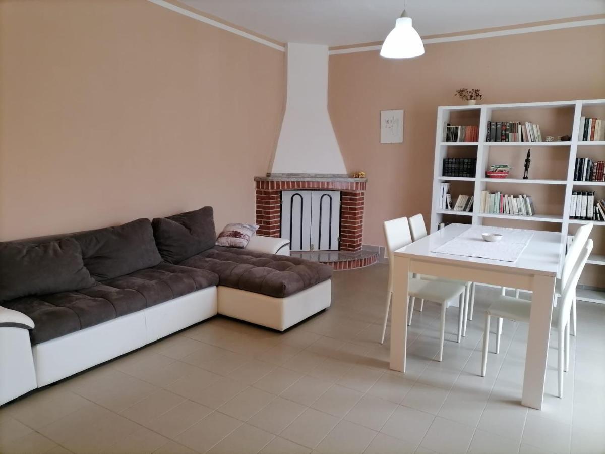 Casa Vacanze "Ellen" Bianchi Екстер'єр фото