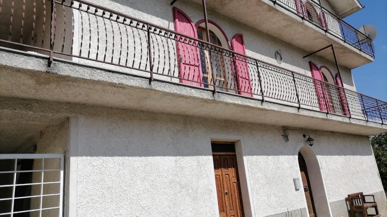Casa Vacanze "Ellen" Bianchi Екстер'єр фото