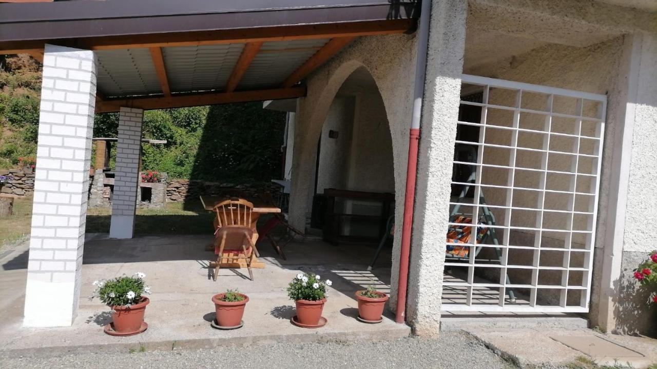 Casa Vacanze "Ellen" Bianchi Екстер'єр фото